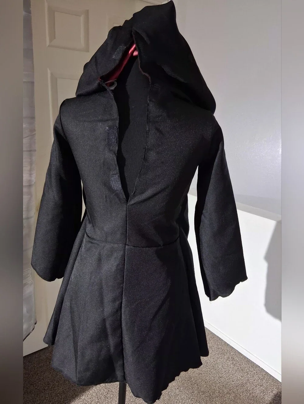 Black Hooded Gryffindor-Inspired Costume Robe with Red Lining